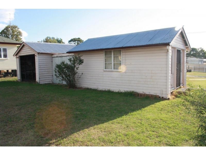 74 Wood Street, Warwick QLD 4370