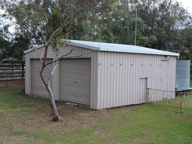 12 Vanneck Street, Yangan QLD 4371