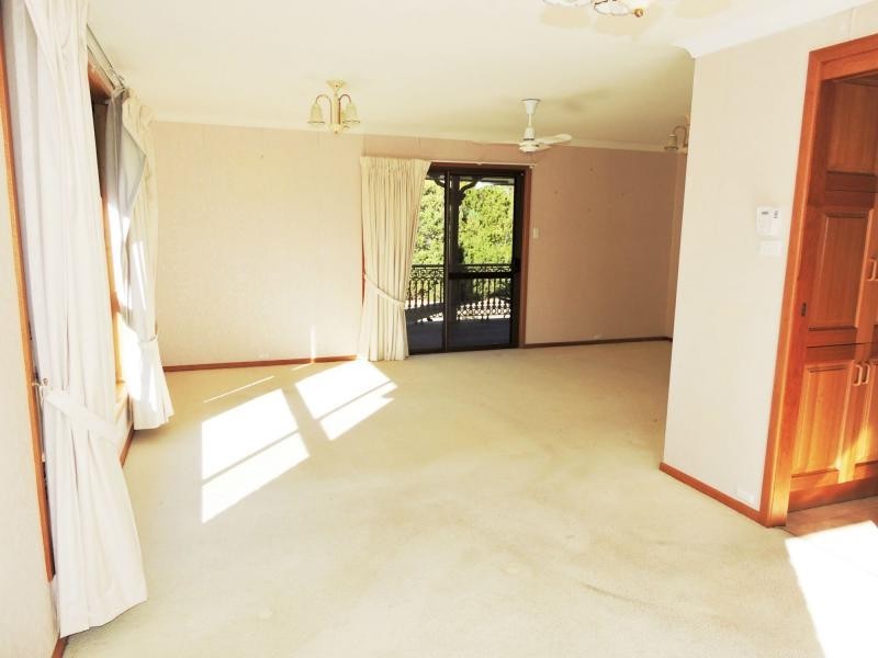 12 Vanneck Street, Yangan QLD 4371