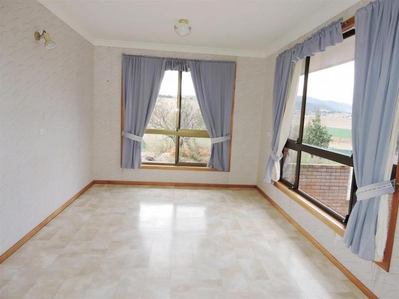 12 Vanneck Street, Yangan QLD 4371