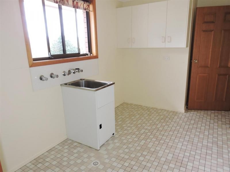 12 Vanneck Street, Yangan QLD 4371