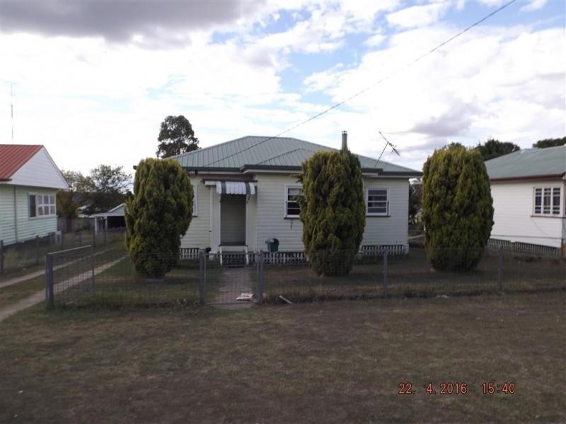 129 Pratten Street, Warwick QLD 4370