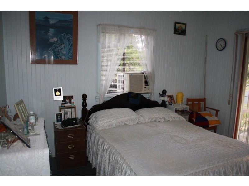 8 Sturt Street, Warwick QLD 4370