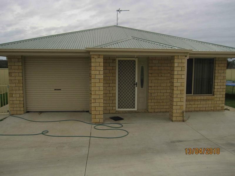 145 Ogilvie Road, Warwick QLD 4370
