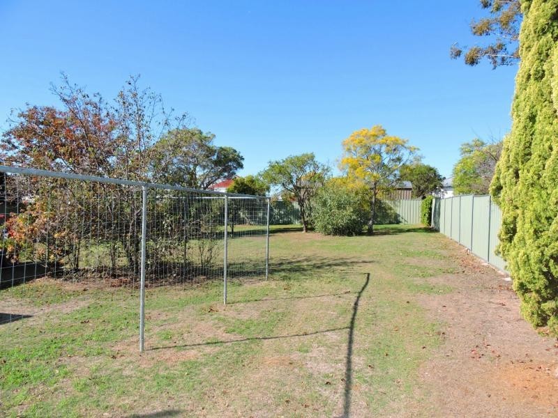 10 Self Street, Warwick QLD 4370