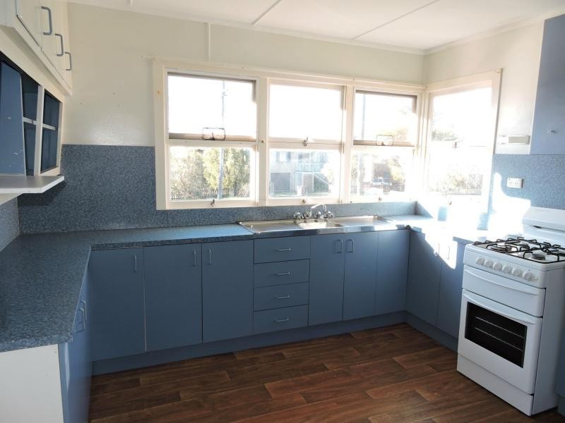 136 Locke Street, Warwick QLD 4370