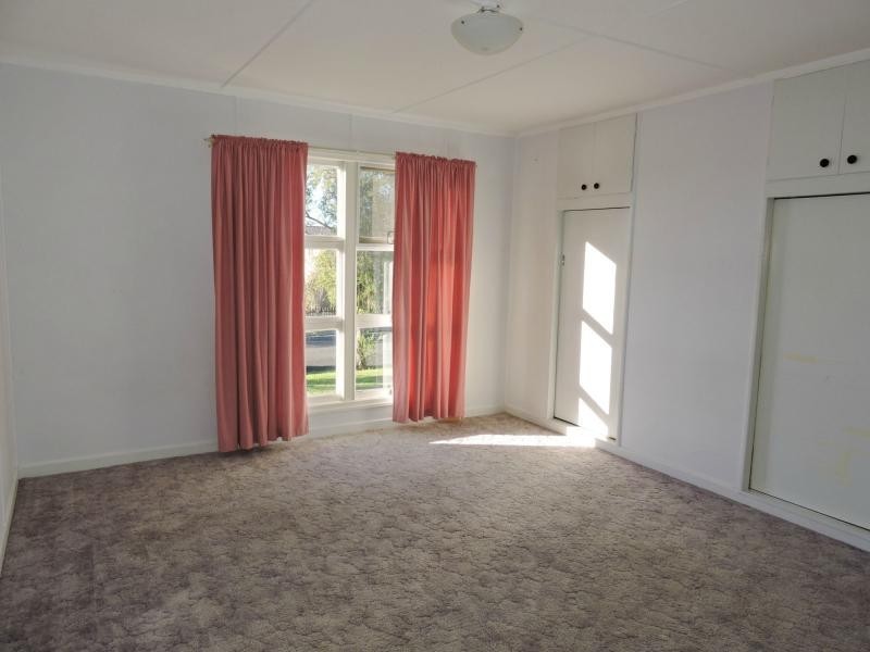 136 Locke Street, Warwick QLD 4370