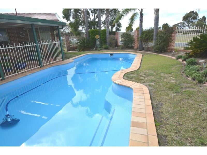 6 Fairway Drive, Warwick QLD 4370