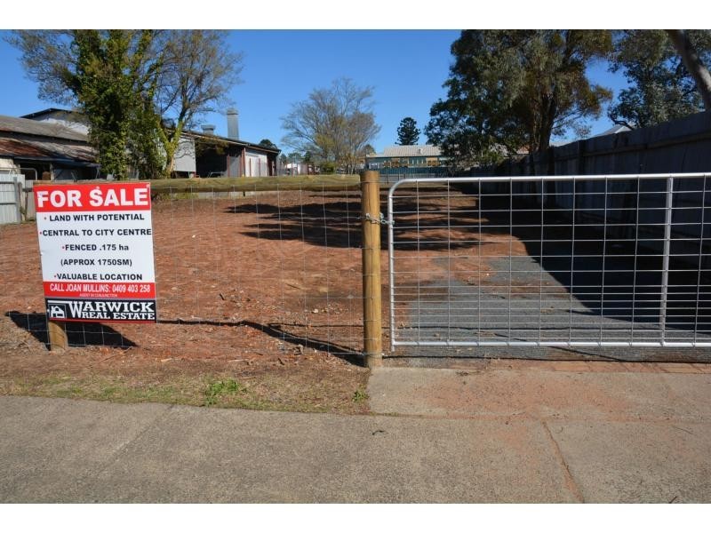 31 Albion Street, Warwick QLD 4370