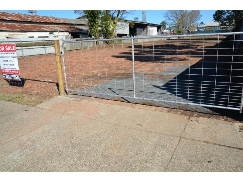 31 Albion Street, Warwick QLD 4370