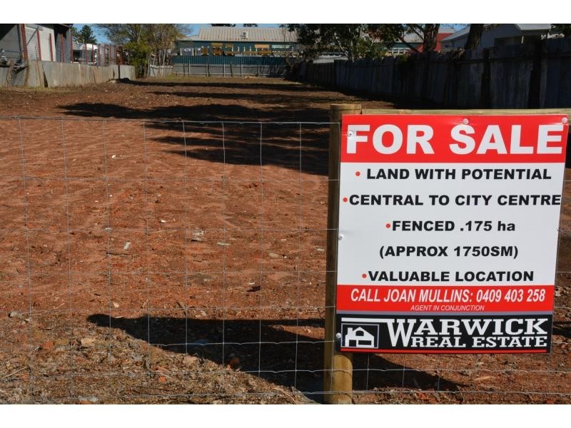 31 Albion Street, Warwick QLD 4370