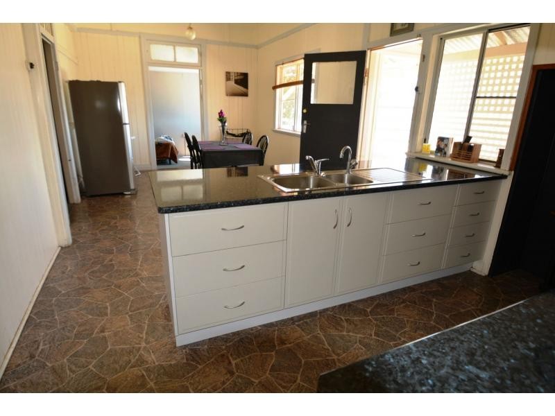 5 King Street, Warwick QLD 4370