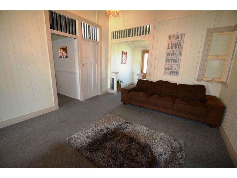 5 King Street, Warwick QLD 4370