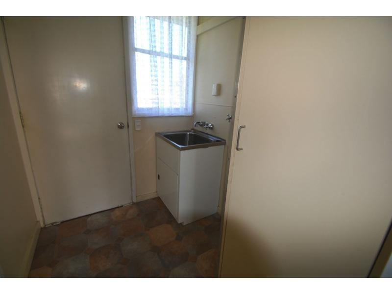 4 Furness Crescent, Warwick QLD 4370