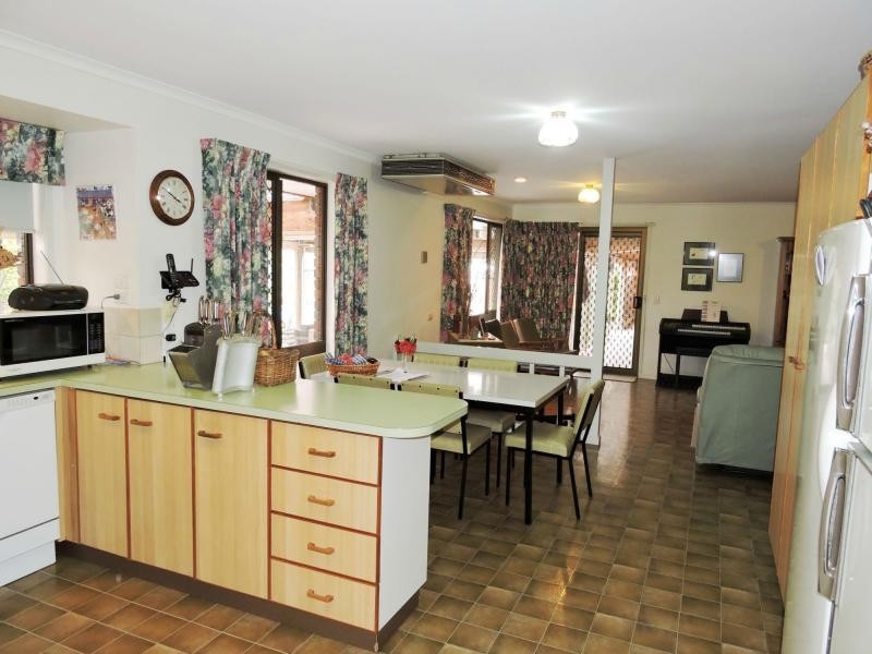 9 Bundaleer Drive, Warwick QLD 4370
