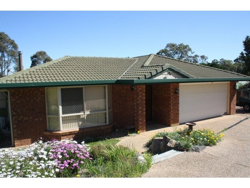 9 William Craig Drive, Rosenthal Heights QLD 4370