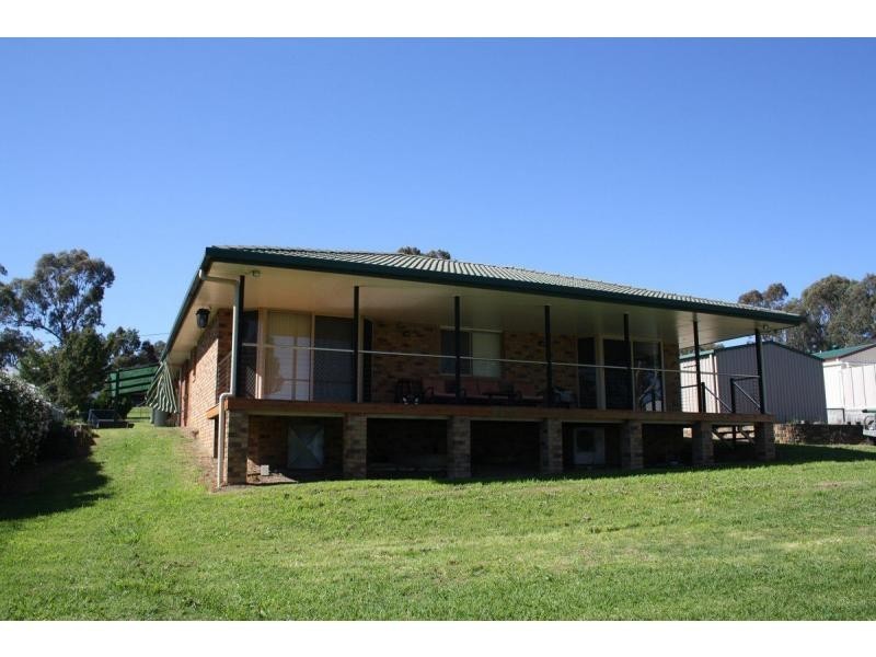 9 William Craig Drive, Rosenthal Heights QLD 4370