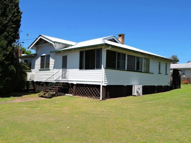 124 Pratten Street, Warwick QLD 4370