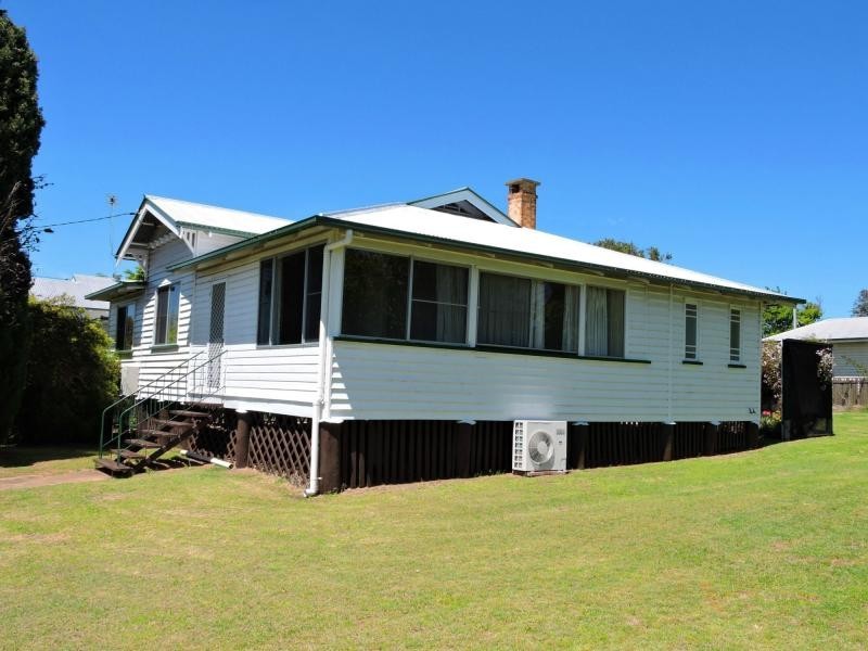 124 Pratten Street, Warwick QLD 4370