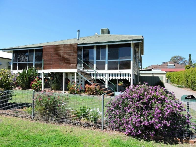 96 Pratten Street, Warwick QLD 4370