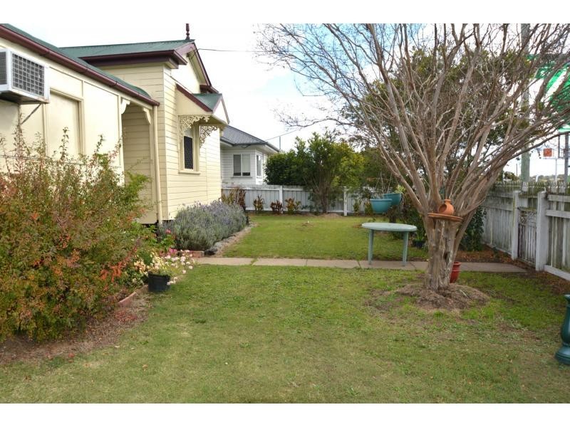 102 Wood Street , Warwick, Warwick QLD 4370