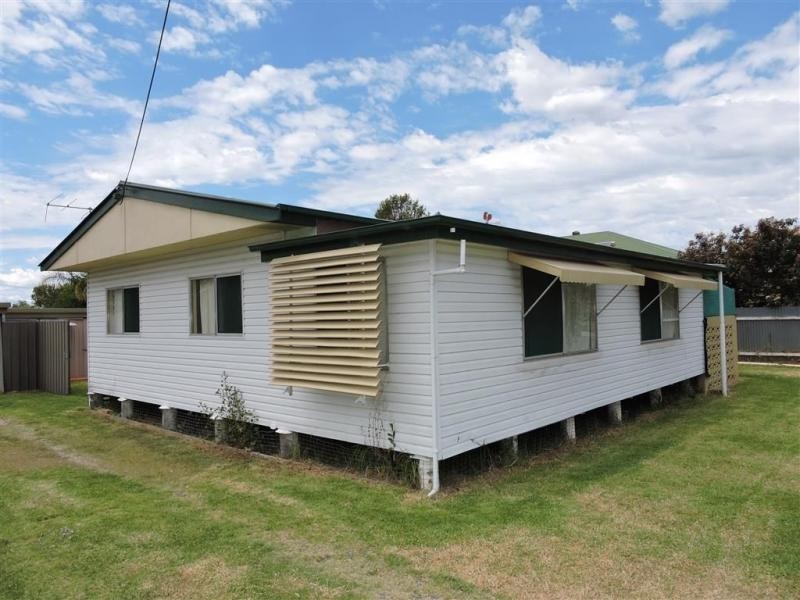7 Herbert Street, Allora QLD 4362