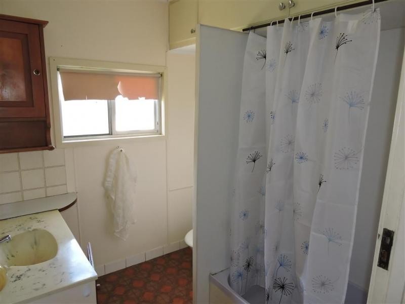 7 Herbert Street, Allora QLD 4362