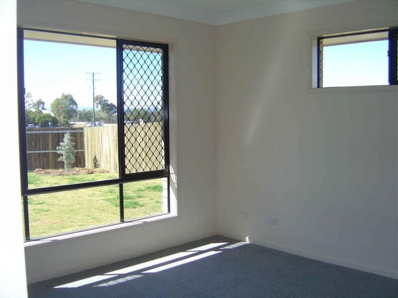 8 Flitcroft Street, Warwick QLD 4370
