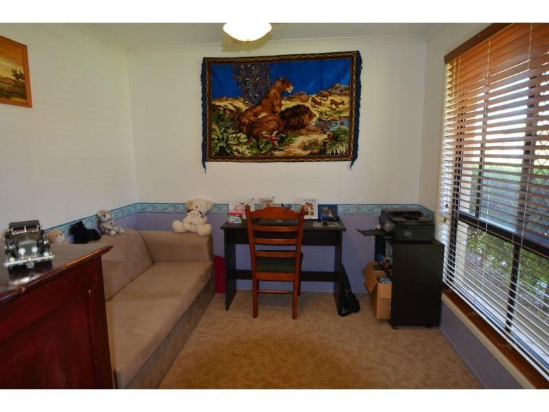 11 Davis Place, Warwick QLD 4370