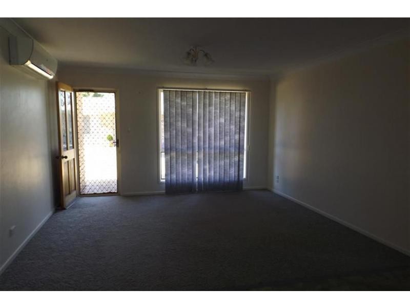 2/6 Matthews Street, Warwick QLD 4370