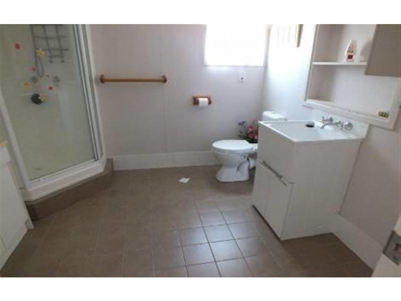 41 Allora Street, Hendon QLD 4362