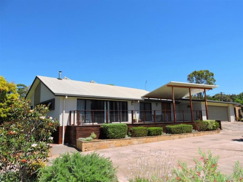 27 Gilbert Crescent, Warwick QLD 4370