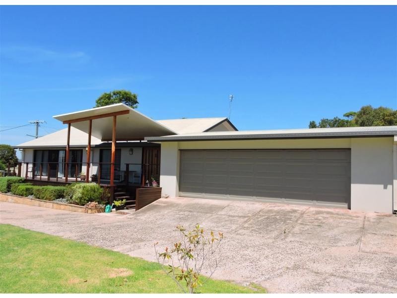 27 Gilbert Crescent, Warwick QLD 4370