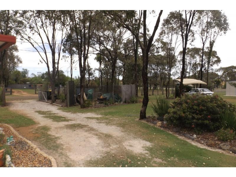 7 Leslie Lane, Hendon QLD 4362