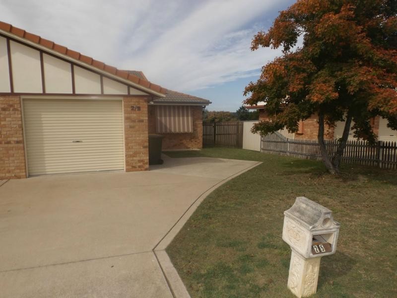 2/5 Davis Place, Warwick QLD 4370