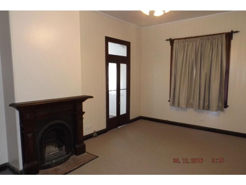 74 Wood Street, Warwick QLD 4370