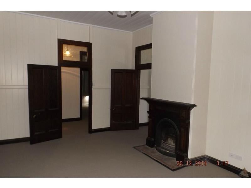 74 Wood Street, Warwick QLD 4370