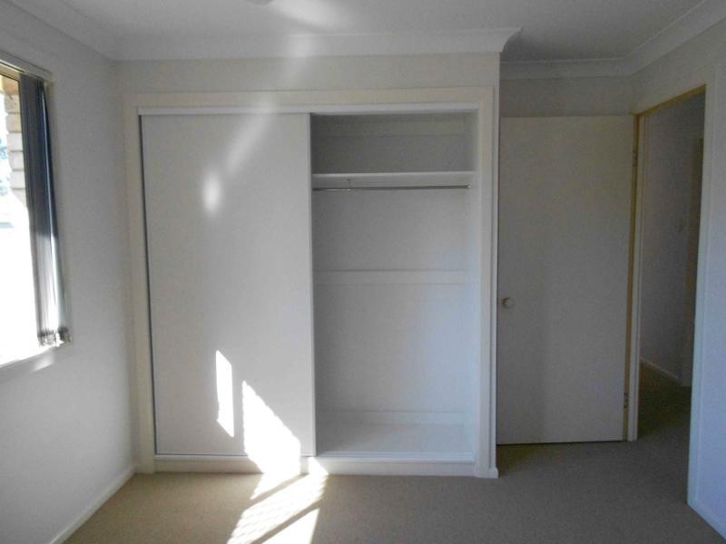 1/8 Peregrine Court, Warwick QLD 4370