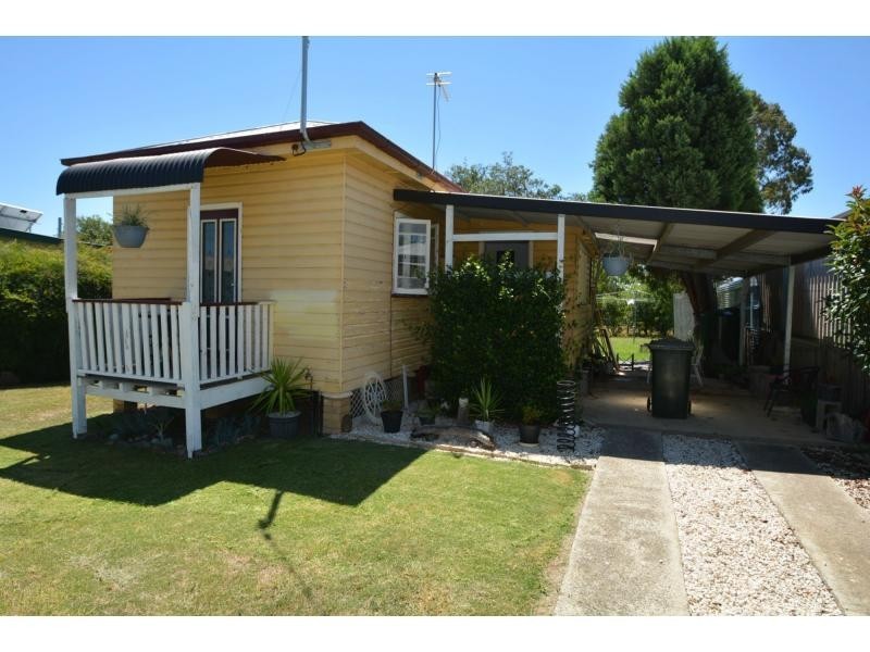 44A Stewart Avenue, Warwick QLD 4370