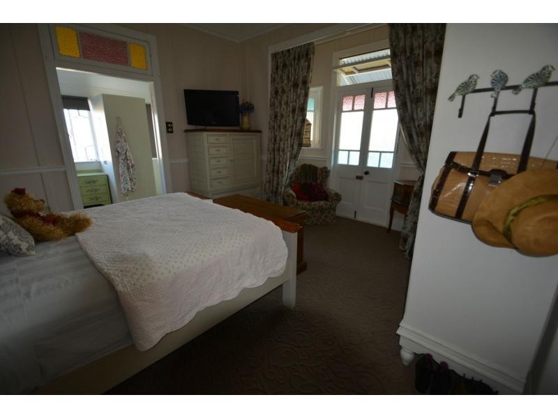 33 Pratten Street, Warwick QLD 4370