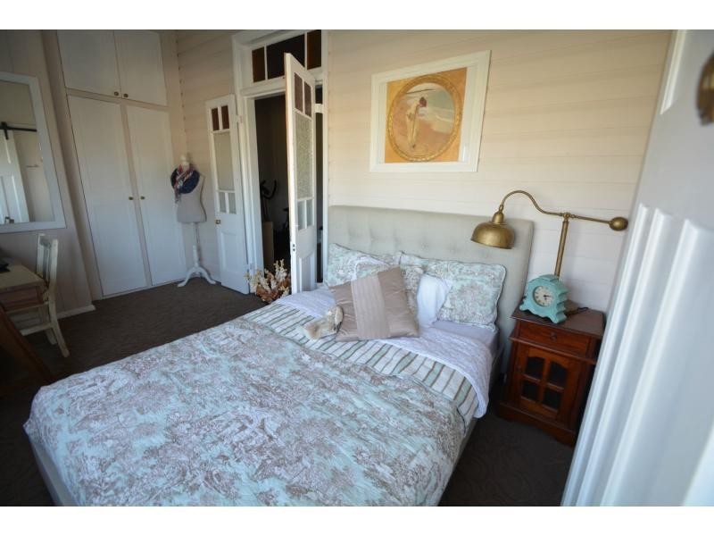 33 Pratten Street, Warwick QLD 4370