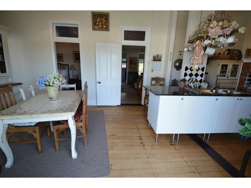 33 Pratten Street, Warwick QLD 4370