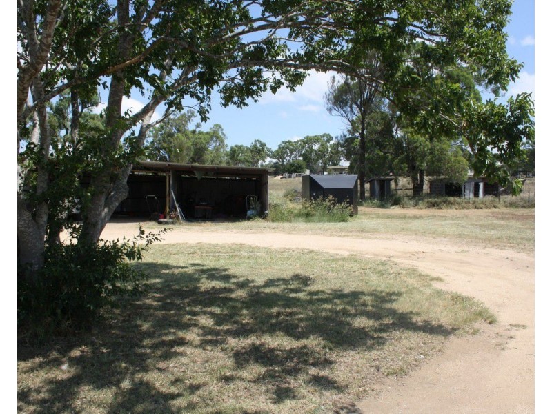 184 Warner Street, Rosenthal Heights QLD 4370