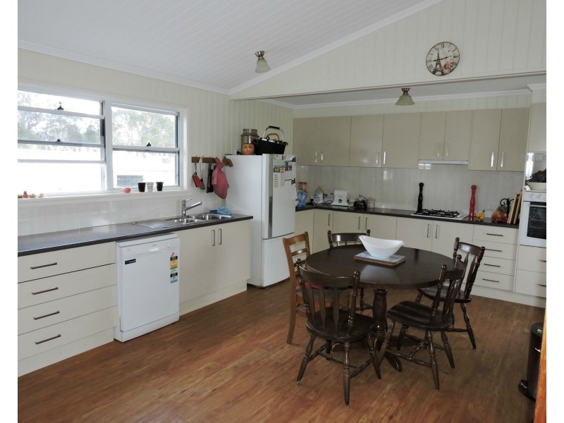 246 Washbourne Road, Emu Vale QLD 4371