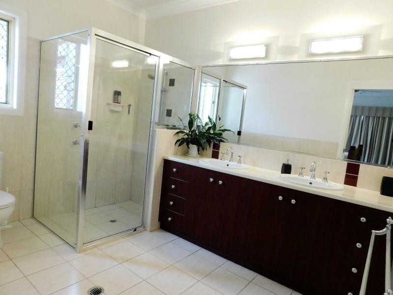 13 Willow Street, Warwick QLD 4370