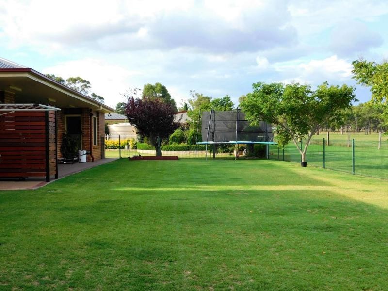 13 Willow Street, Warwick QLD 4370