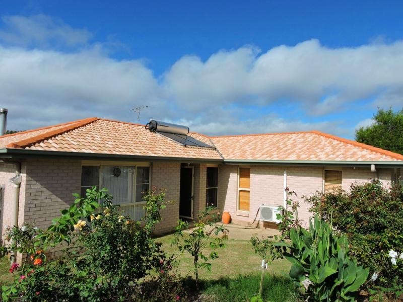 7 Fairwill Drive, Rosenthal Heights QLD 4370