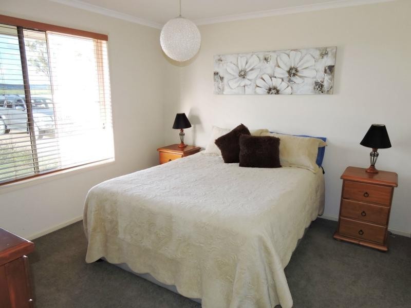 13961 Cunningham Highway, Warwick QLD 4370