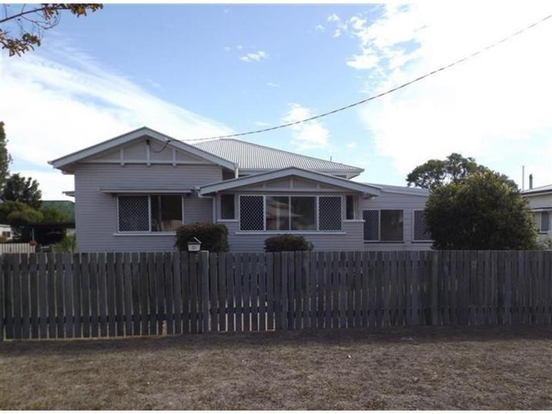 13 Dragon Street, Warwick QLD 4370