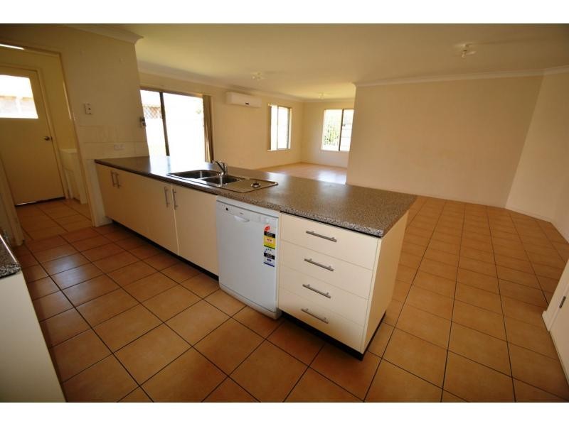 6 Iceberg Court, Warwick QLD 4370